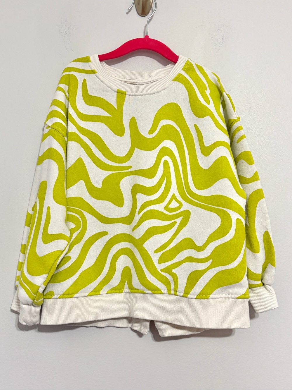 ZARA Kids Cream & Lime Wave-Print Groovy Sweatshirt Size 9 134 cm